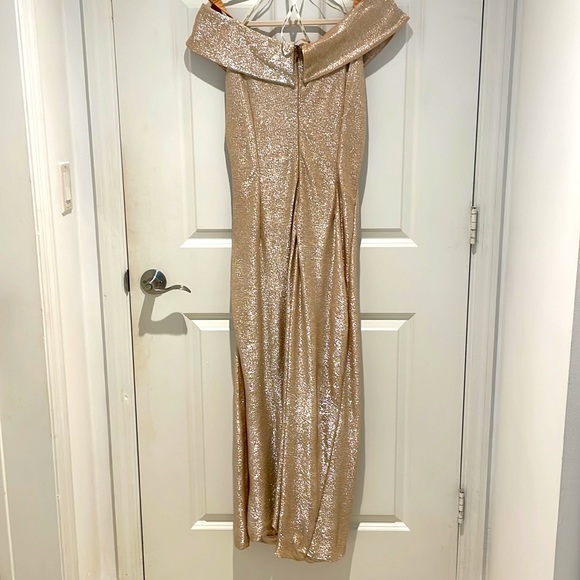 Calvin Klein Gold Off the Shoulder Evening Gown Sz 10 - Picture 5 of 6
